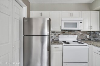 1801 Island Club Dr in Indialantic, FL - Building Photo - Building Photo