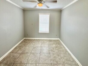 4851 Callaway Hills Dr in Memphis, TN - Foto de edificio - Building Photo