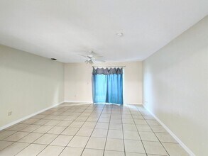 175 Yorktowne Dr in Daytona Beach, FL - Building Photo - Building Photo