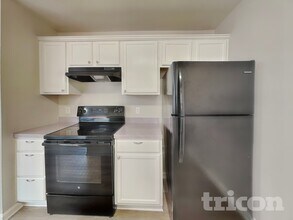 7120 Idlewild Brook Ln, Unit 1510 in Charlotte, NC - Building Photo - Building Photo