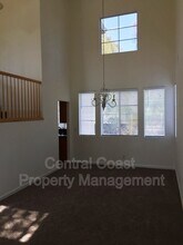 19227 Sunridge Pl in Salinas, CA - Building Photo - Building Photo