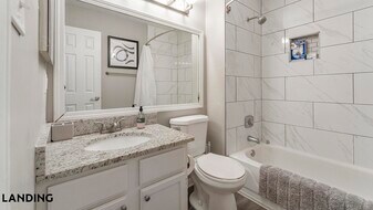 4001 Ross Ave, Unit 358 in Dallas, TX - Building Photo