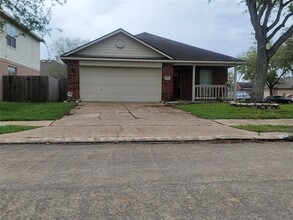 902 Andover Glen Dr in Fresno, TX - Building Photo - Building Photo