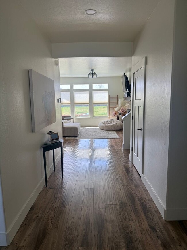 631 Cameron Loop in Bozeman, MT - Building Photo - Building Photo