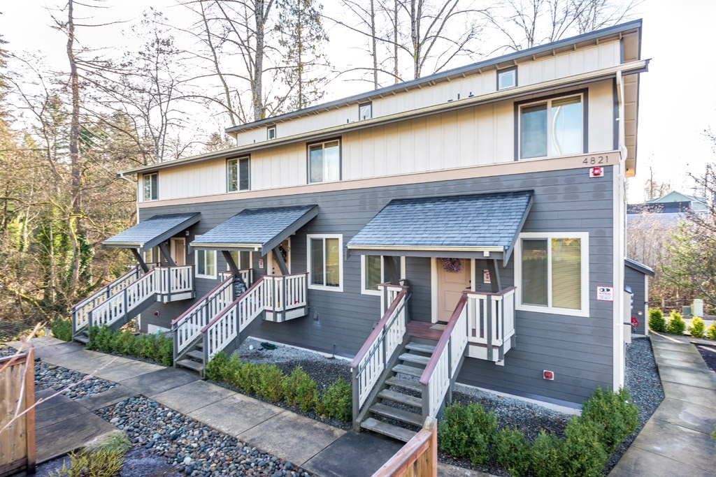 4821 NE Sunset Blvd in Renton, WA - Building Photo