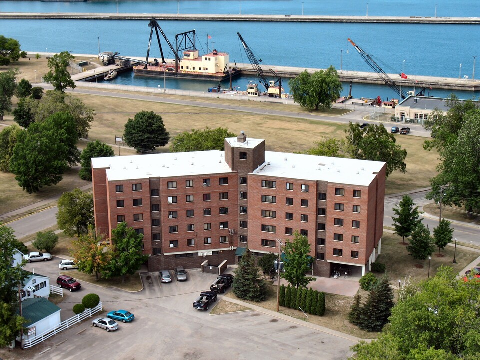 Riverview Terrace in Sault Ste. Marie, MI - Building Photo