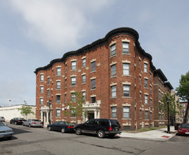 Concord Heights in Springfield, MA - Building Photo - Building Photo