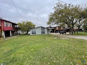 1415 Glenn Dr in Canyon Lake, TX - Building Photo - Building Photo