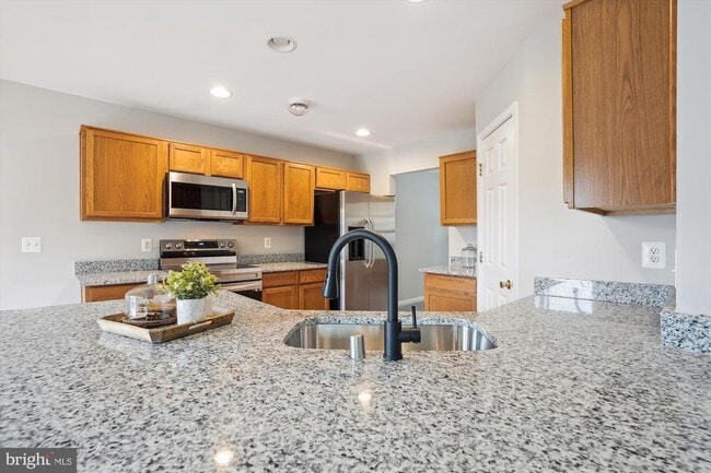 property at 2024 Chestnut Dr.