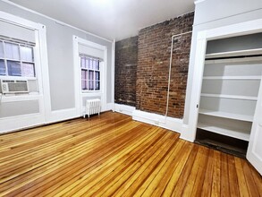9 Champney Pl, Unit 1 in Boston, MA - Building Photo - Building Photo
