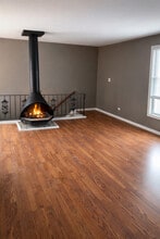 1224 Inverrary Ln in Deerfield, IL - Building Photo - Building Photo