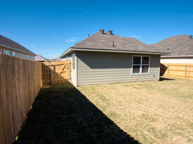 611 Fallbrook Dr in Temple, TX - Building Photo - Building Photo