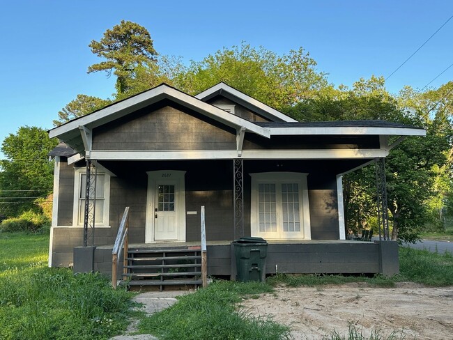property at 2627 Dillard St