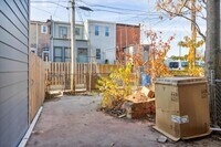 912 N Milton Ave photo'