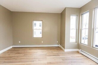 11 Kelly St in Providence, RI - Building Photo - Building Photo