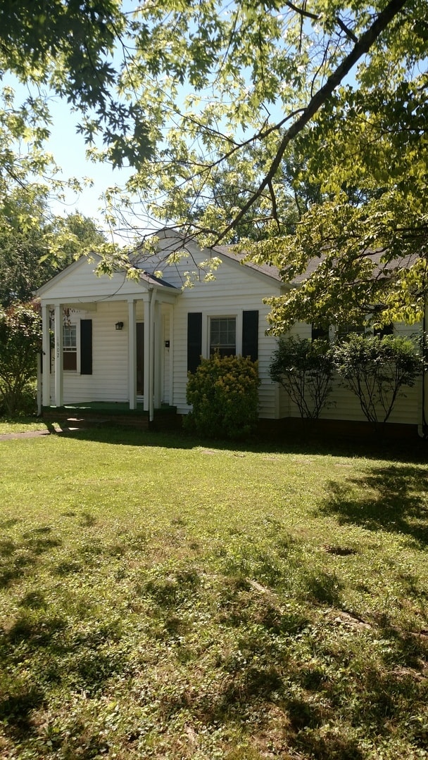 property at 1602 Washington Pike