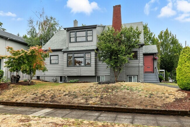 423 NE 55th Ave in Portland, OR - Building Photo - Building Photo