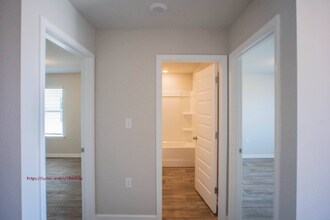 23432 Shadowridge Dr in Daphne, AL - Foto de edificio - Building Photo