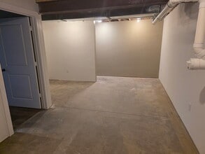 609 Detroit St in Jackson, MI - Building Photo - Building Photo