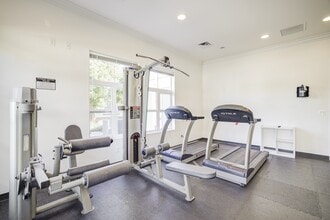 Valencia at Gale Ranch in San Ramon, CA - Foto de edificio - Building Photo