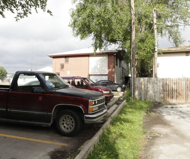 4830 Benton St in Lincoln, NE - Foto de edificio - Building Photo