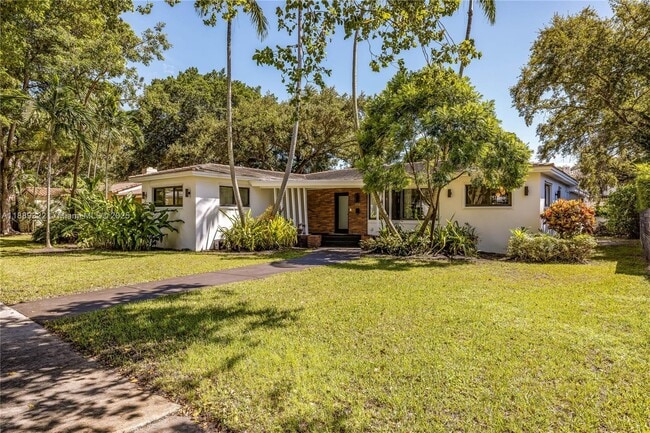 property at 454 NE 93rd St