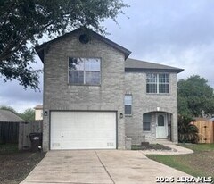 6211 Meandering Trail in Converse, TX - Building Photo