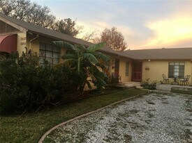 5953 Lewis St in Dallas, TX - Building Photo