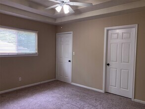 10479 Royal Tricia Dr in Conroe, TX - Building Photo - Building Photo