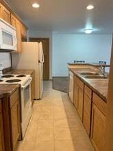 3636 Calvert Rd, Unit 414 in La crosse, WI - Foto de edificio - Building Photo