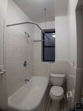 WEST 72 STREET in New York, NY - Building Photo - Building Photo