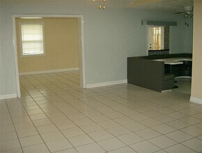 5815 Farwell Dr in Houston, TX - Building Photo - Building Photo