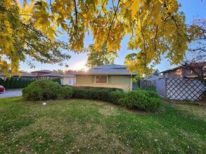 16710 Kenwood Ave in South Holland, IL - Building Photo - Building Photo