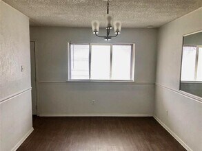 924 Irene Dr in Mesquite, TX - Building Photo - Building Photo
