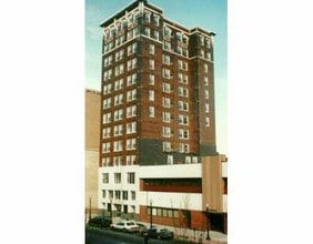 Palace Center in Erie, PA - Building Photo - Building Photo
