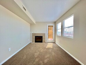 960 S Dawson Way in Aurora, CO - Building Photo - Building Photo