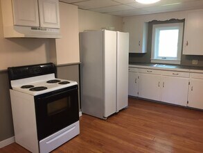 60 Winship St, Unit 60 Winship Street in Bath, ME - Foto de edificio - Building Photo