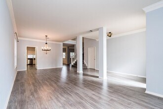 10608 Sun Tree Cove in Austin, TX - Building Photo - Building Photo