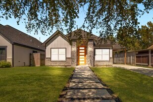 1809 13th St in Galena Park, TX - Building Photo