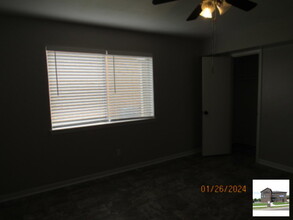 2102 Hunt Dr in Killeen, TX - Building Photo - Building Photo