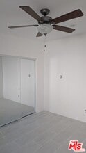 416 E 101st St in Los Angeles, CA - Building Photo - Building Photo
