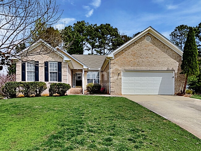 property at 601 Shiretown Ln