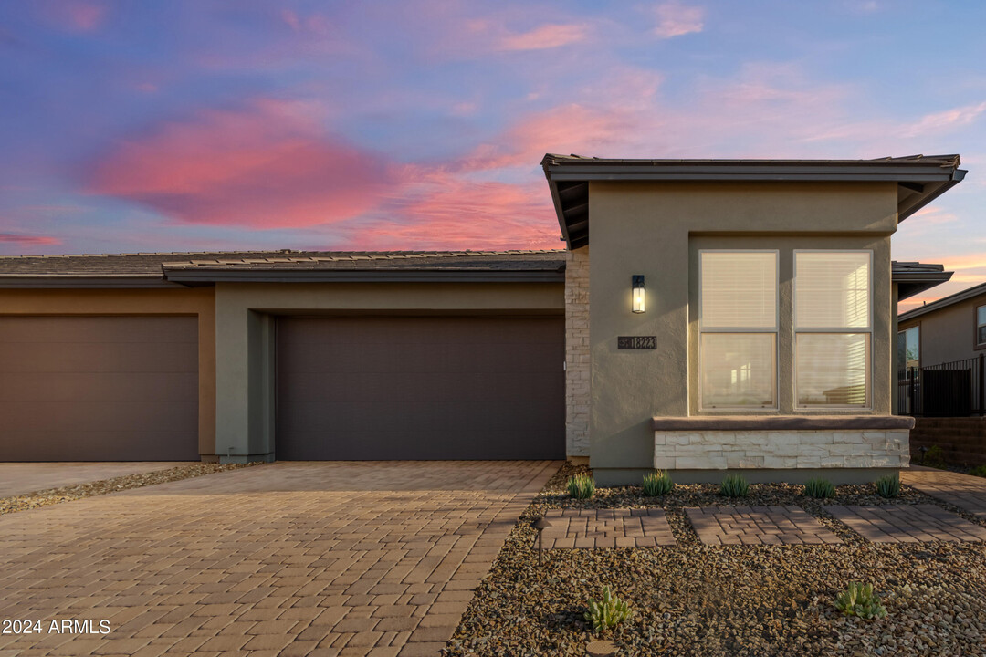 18223 E Coronado Cave Ct in Rio Verde, AZ - Foto de edificio