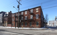 205 Henry St in Cincinnati, OH - Foto de edificio - Building Photo