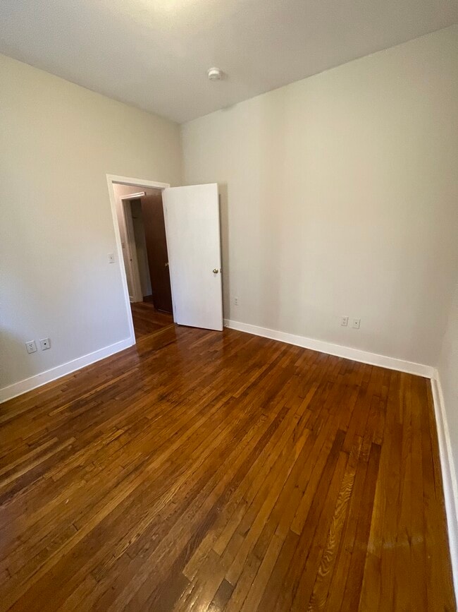69A Kilmarnock St, Unit 15 in Boston, MA - Building Photo - Building Photo