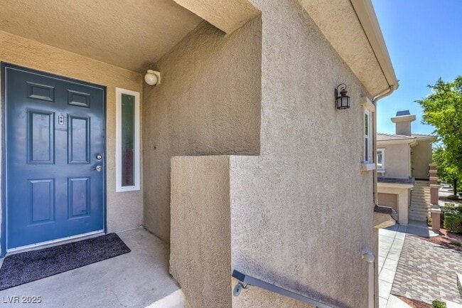 820 Titan Peak Pl in Las Vegas, NV - Building Photo - Building Photo