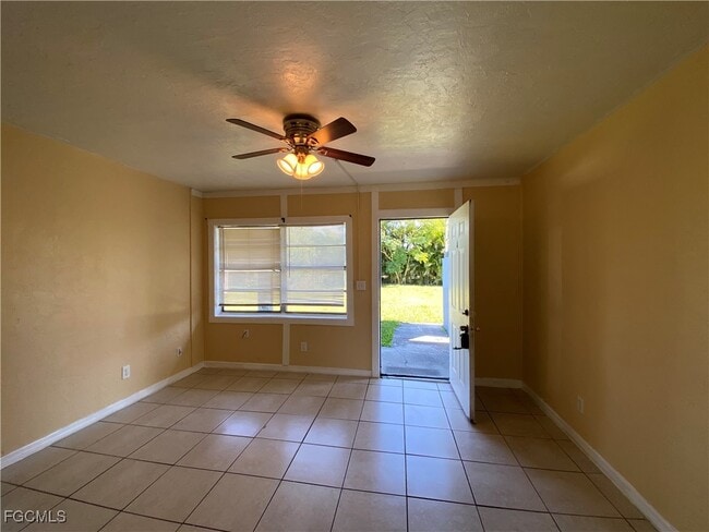 3323 Canal St in Ft. Myers, FL - Building Photo - Building Photo