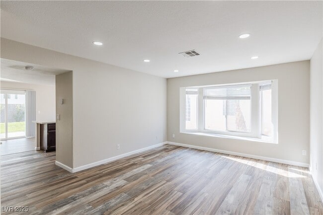 property at 1024 N Seabury Hill Ct