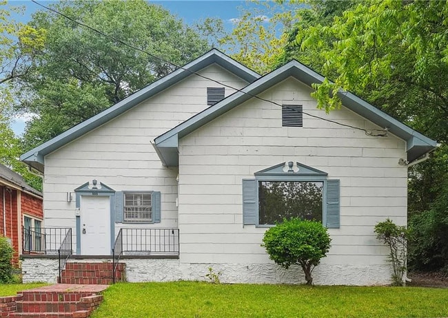 property at 1111 Lawton Pl SW
