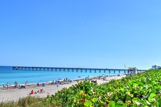 1301 Seafarer Cir-Unit -305 in Jupiter, FL - Building Photo - Building Photo